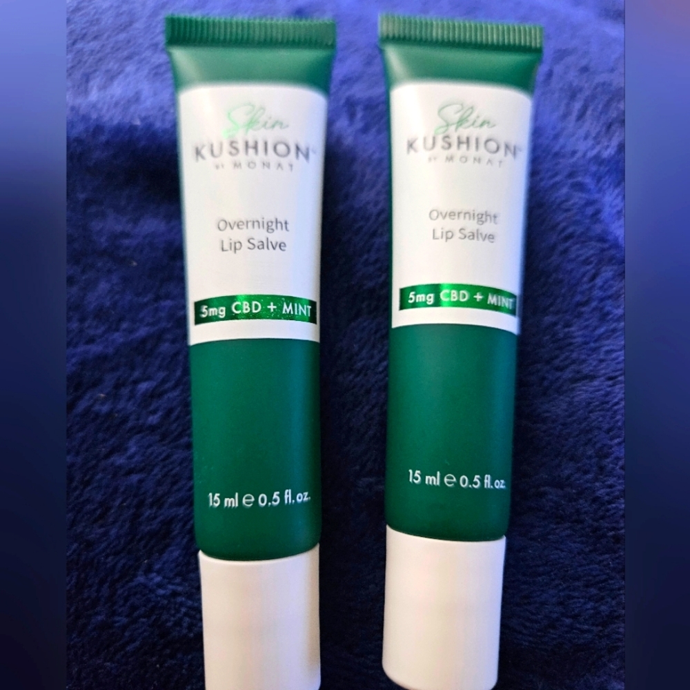 1 Skin Kushion Monat Overnight Lip Salve